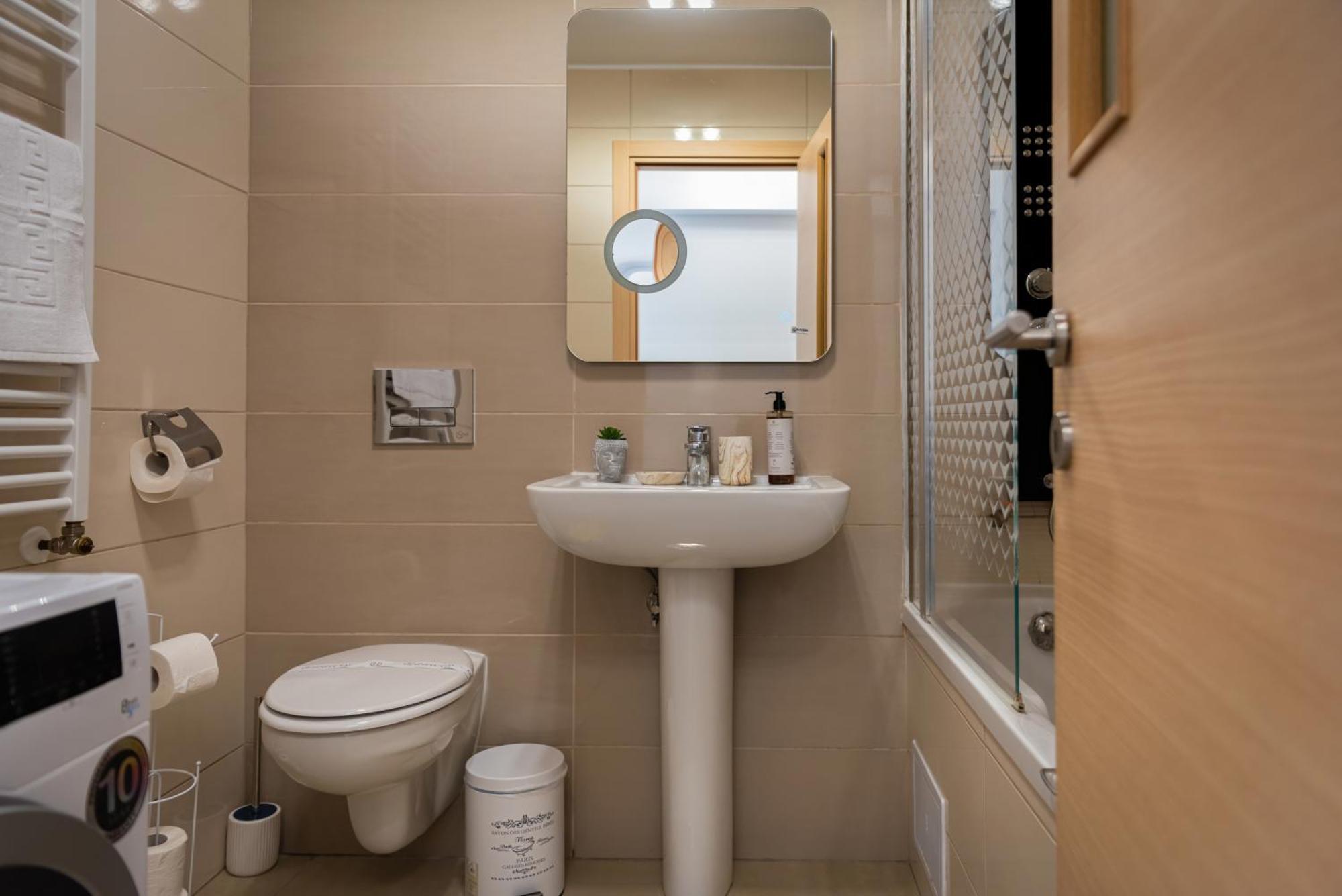 Apartment Jad - Comfortable - - Coresi