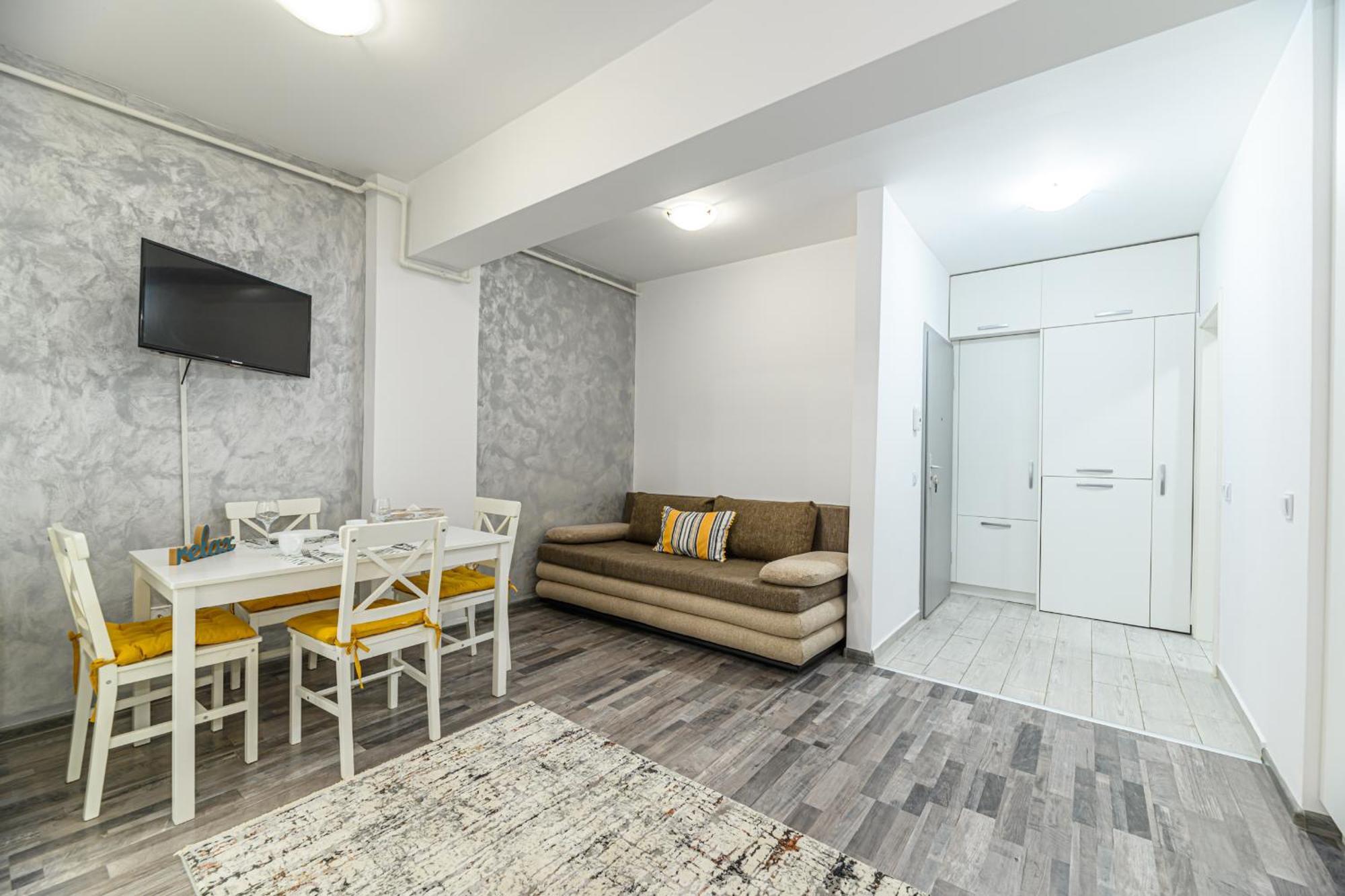 Jad - Comfortable - - Coresi Apartament *